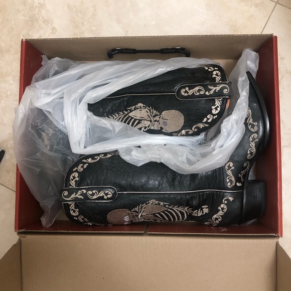 Old Gringo Shoes - Old gringo skull boots size 8 NWT